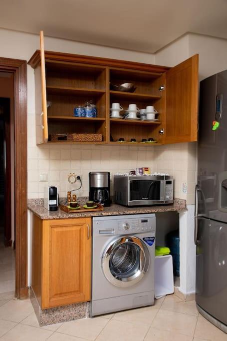 Spacious Beachview Condo Marina - Families Only Agadir Luaran gambar