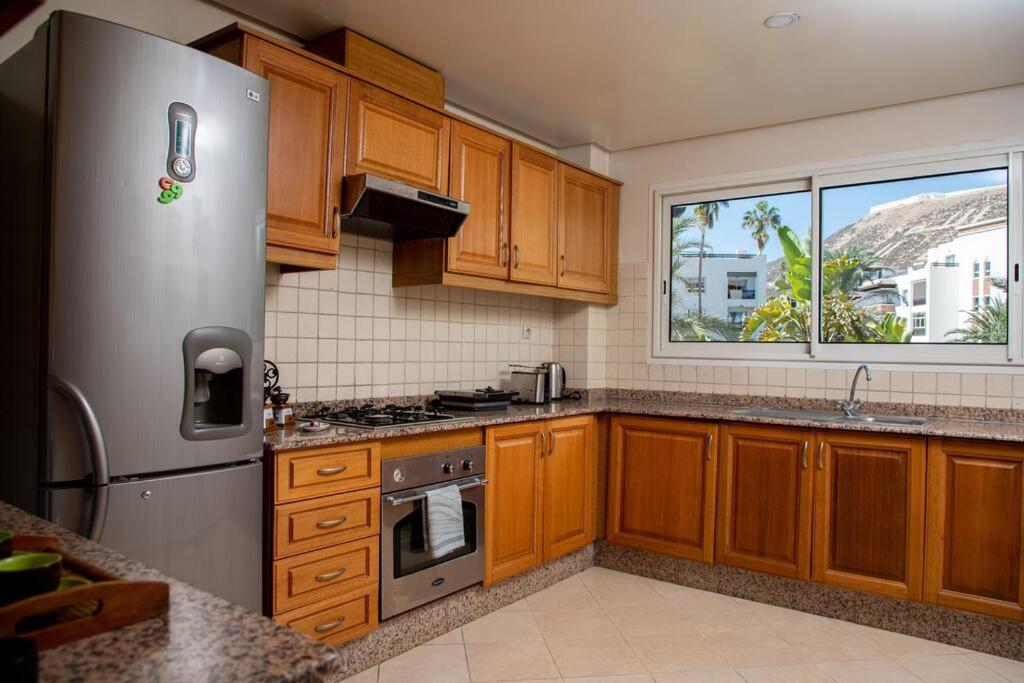 Spacious Beachview Condo Marina - Families Only Agadir Luaran gambar